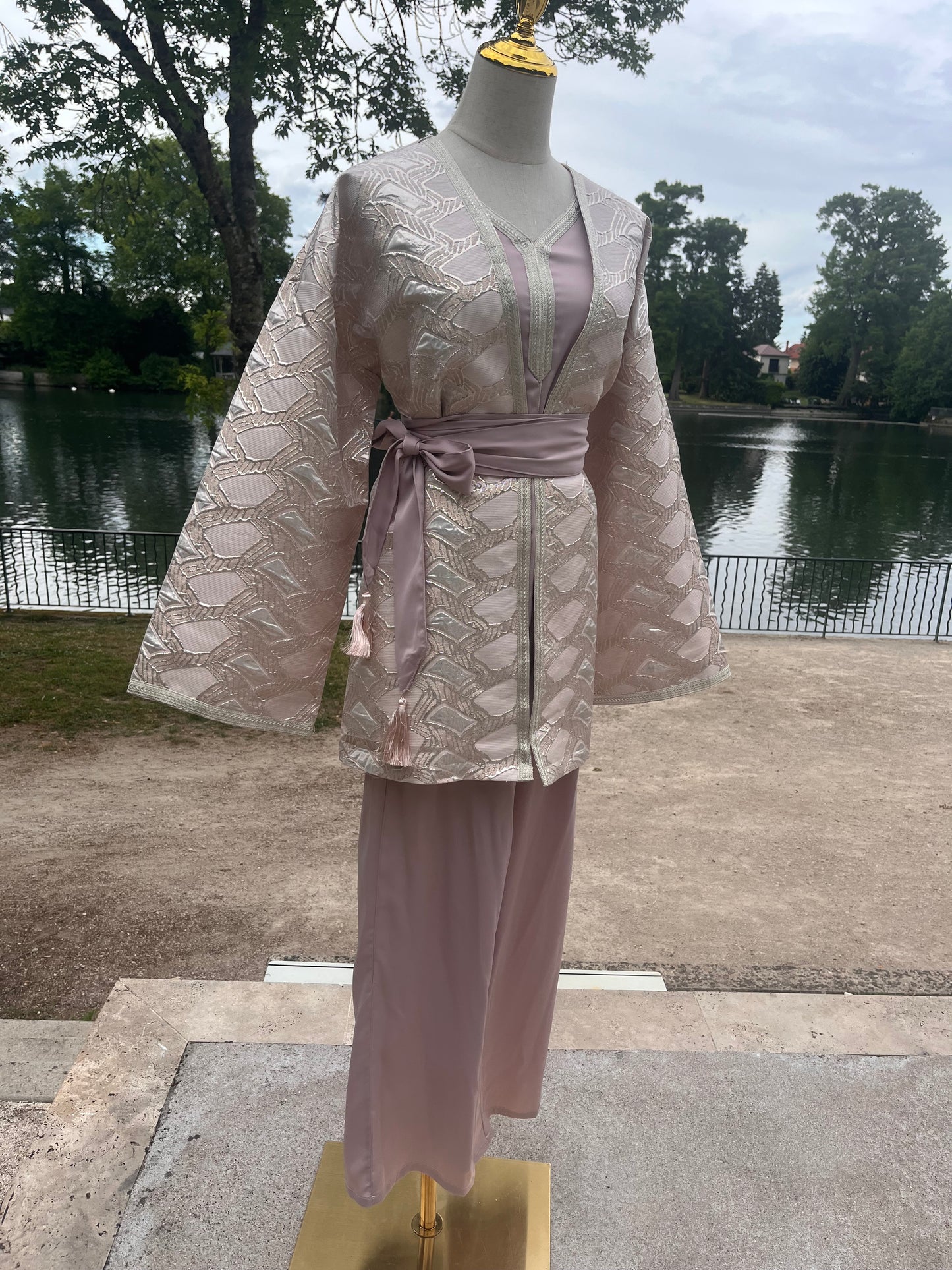 Ensemble Rose