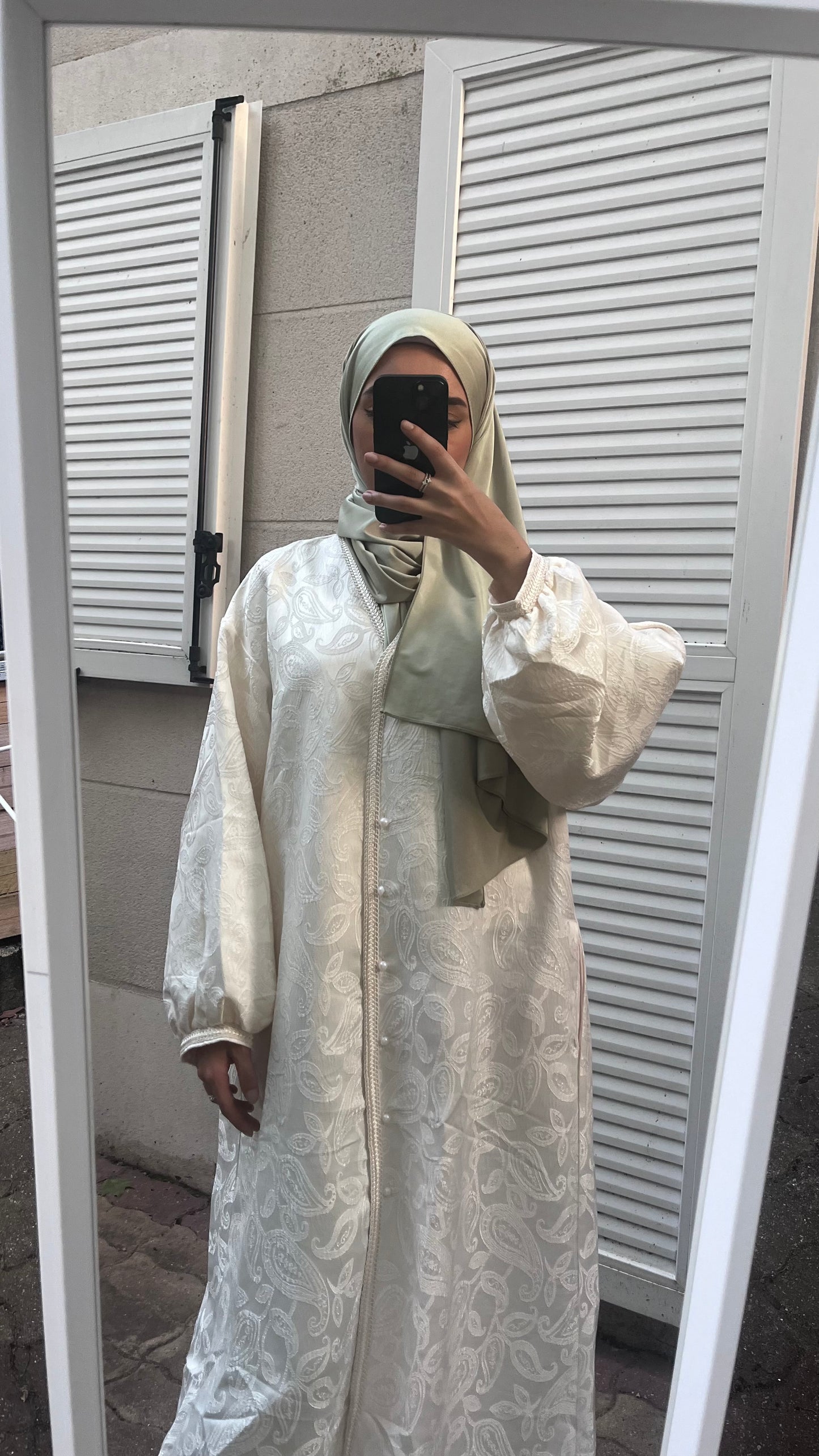 Robe Brocard